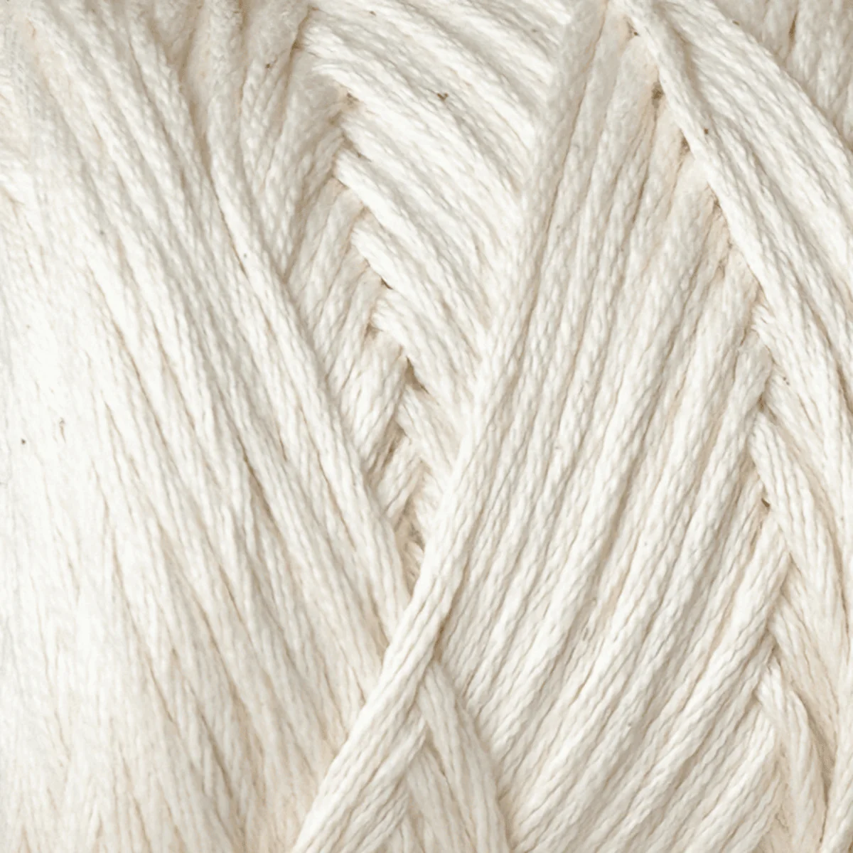 Chunky U.S. Organic Cotton Yarn Ball - Image 2