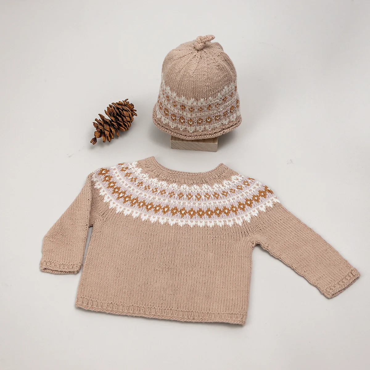 Highland Pullover & Beanie Knit Kit - Image 3